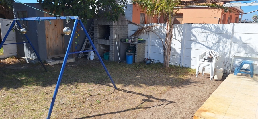 4 Bedroom Property for Sale in Kensington Western Cape